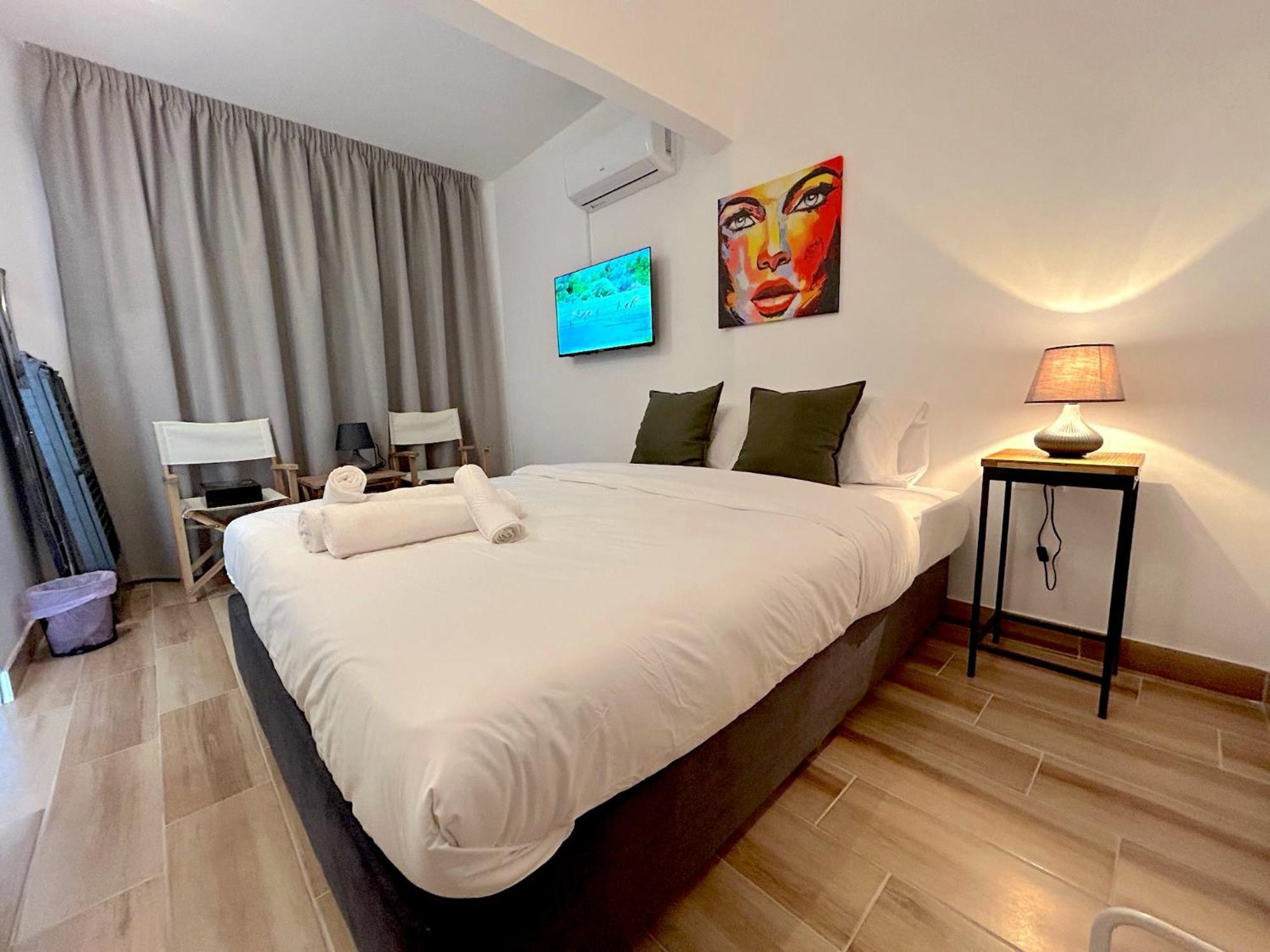 Queen Regina Suites By Platform 357 Nicosia Luaran gambar