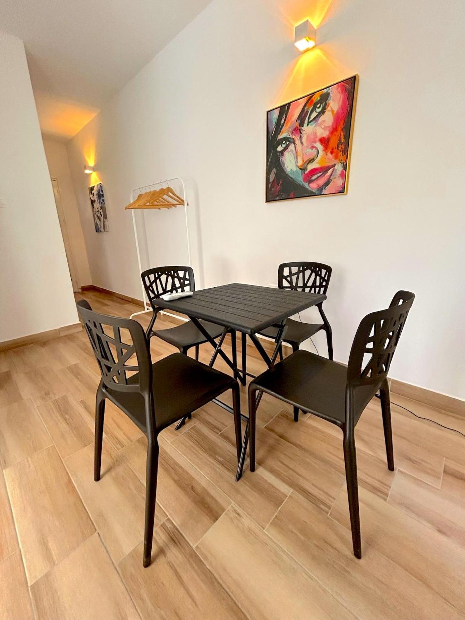 Queen Regina Suites By Platform 357 Nicosia Luaran gambar