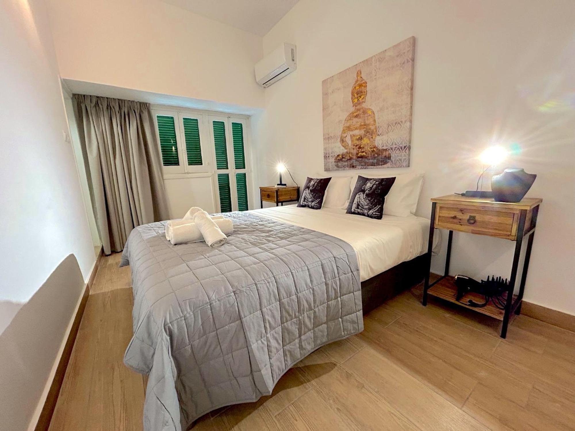 Queen Regina Suites By Platform 357 Nicosia Luaran gambar