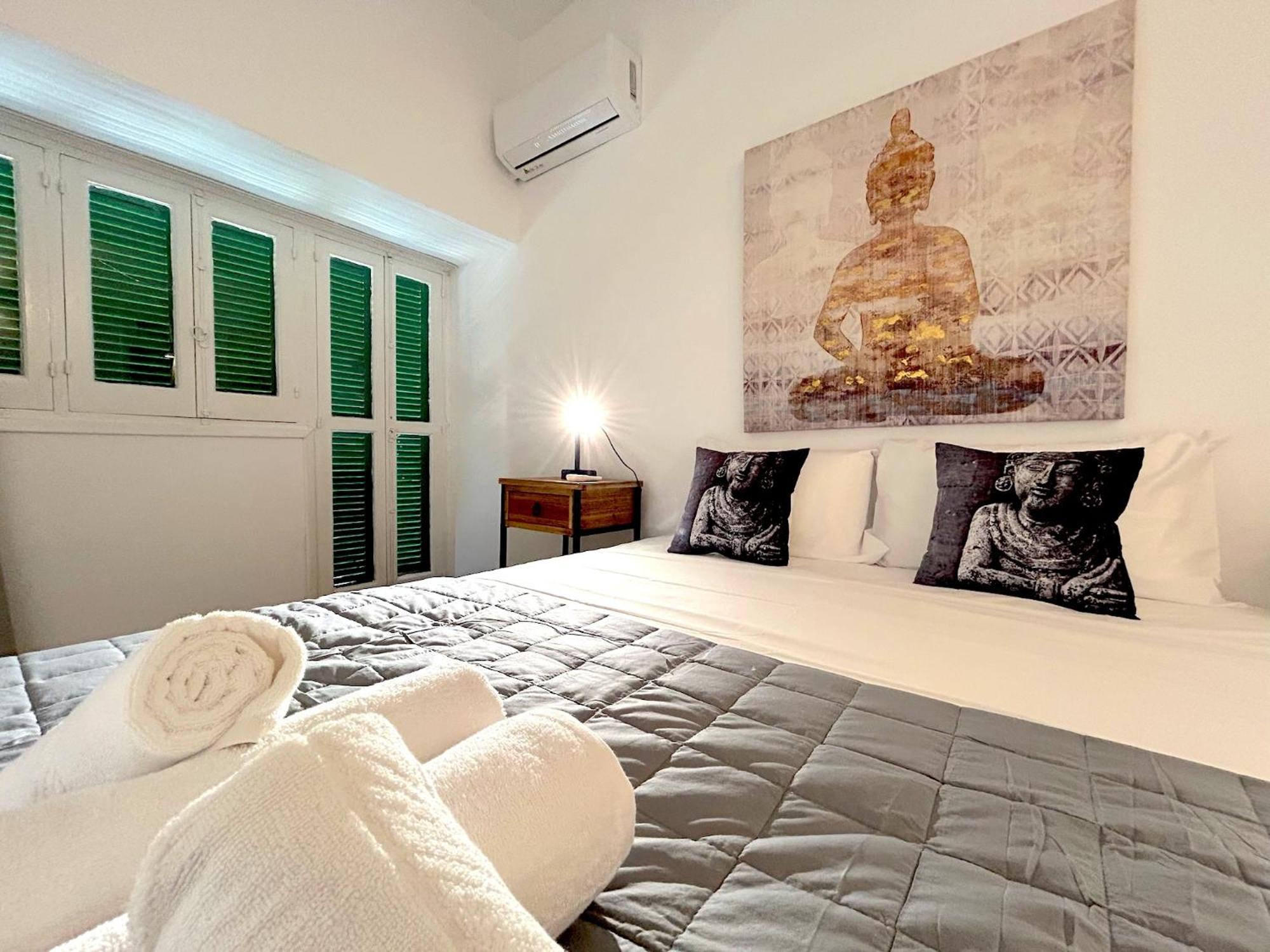Queen Regina Suites By Platform 357 Nicosia Luaran gambar