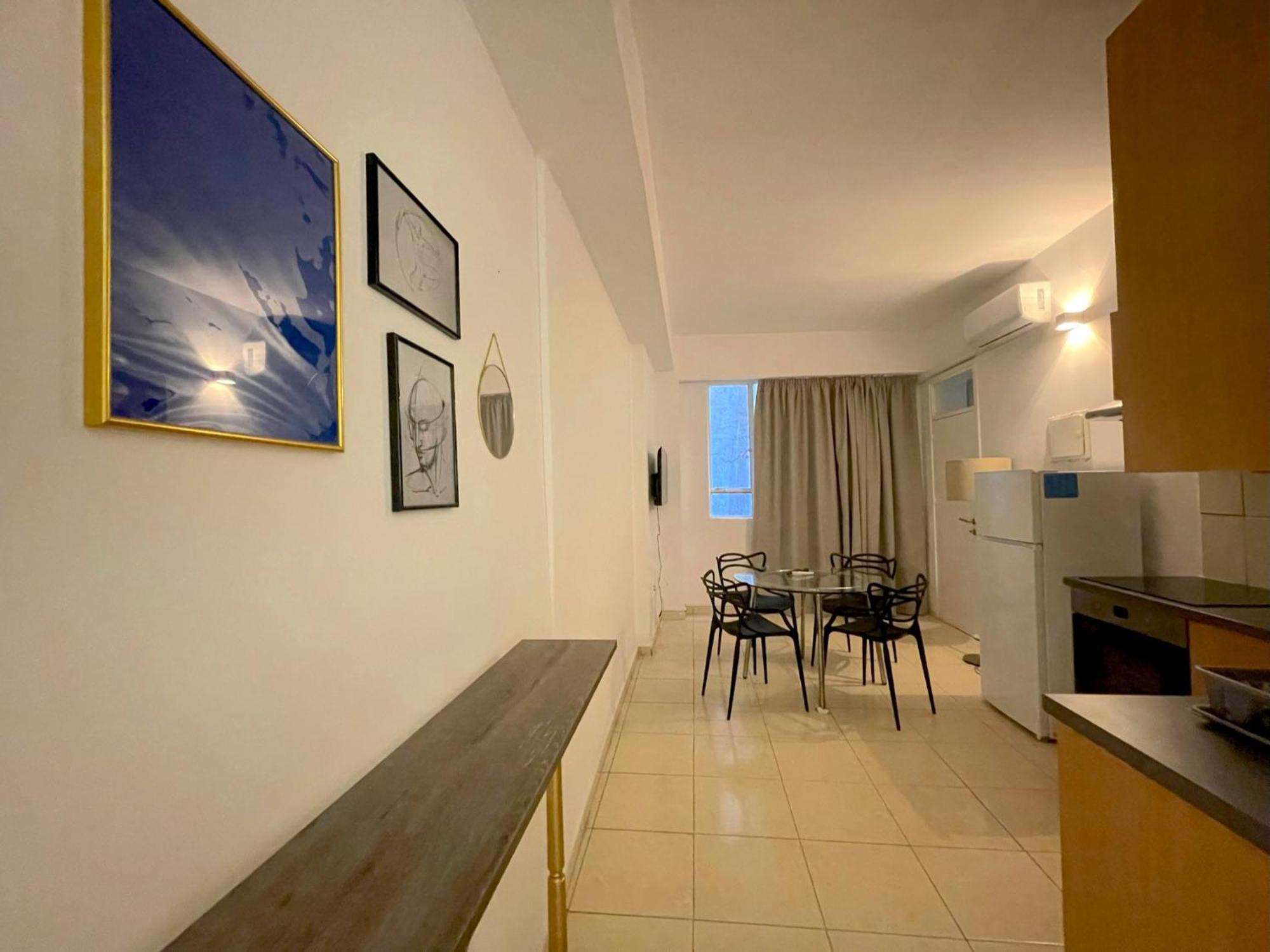 Queen Regina Suites By Platform 357 Nicosia Luaran gambar