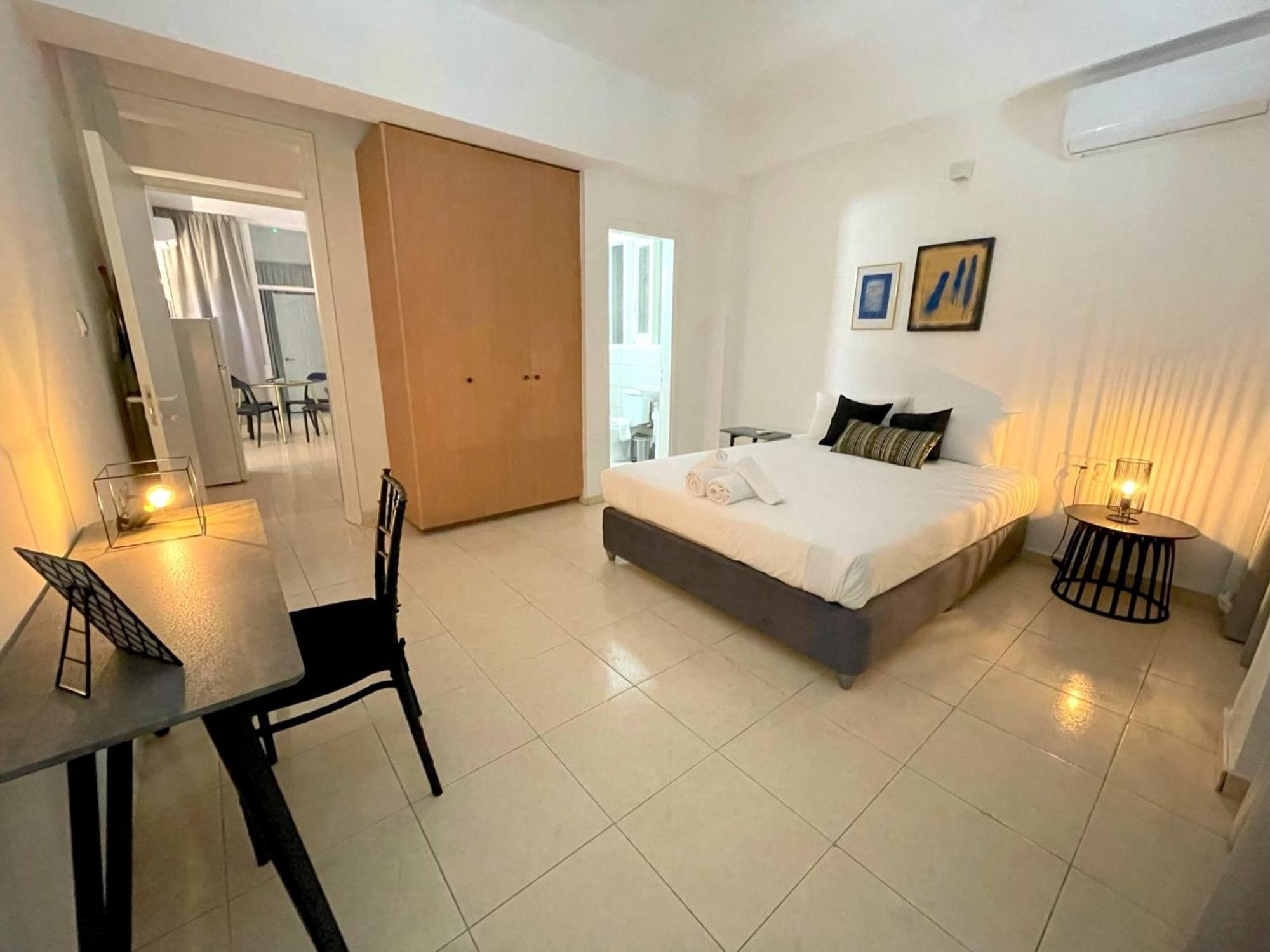 Queen Regina Suites By Platform 357 Nicosia Luaran gambar