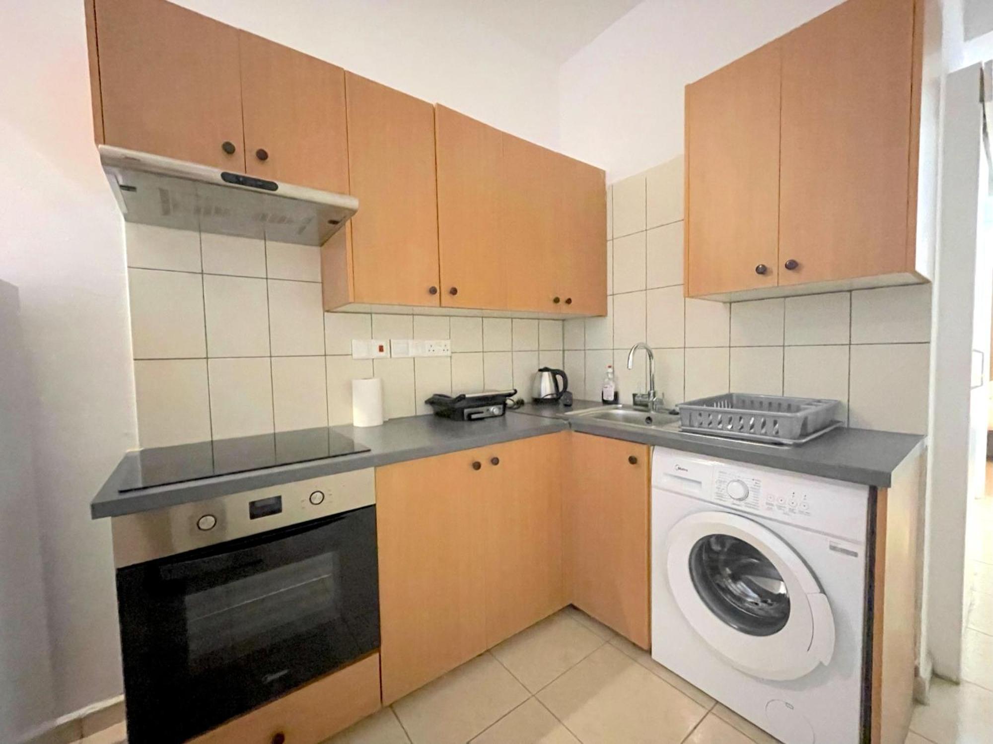 Queen Regina Suites By Platform 357 Nicosia Luaran gambar