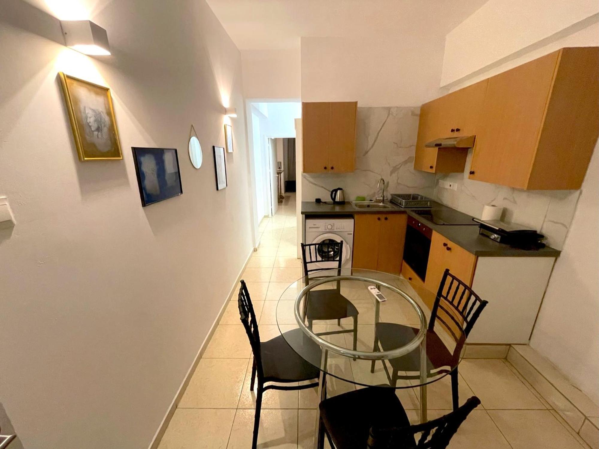 Queen Regina Suites By Platform 357 Nicosia Luaran gambar