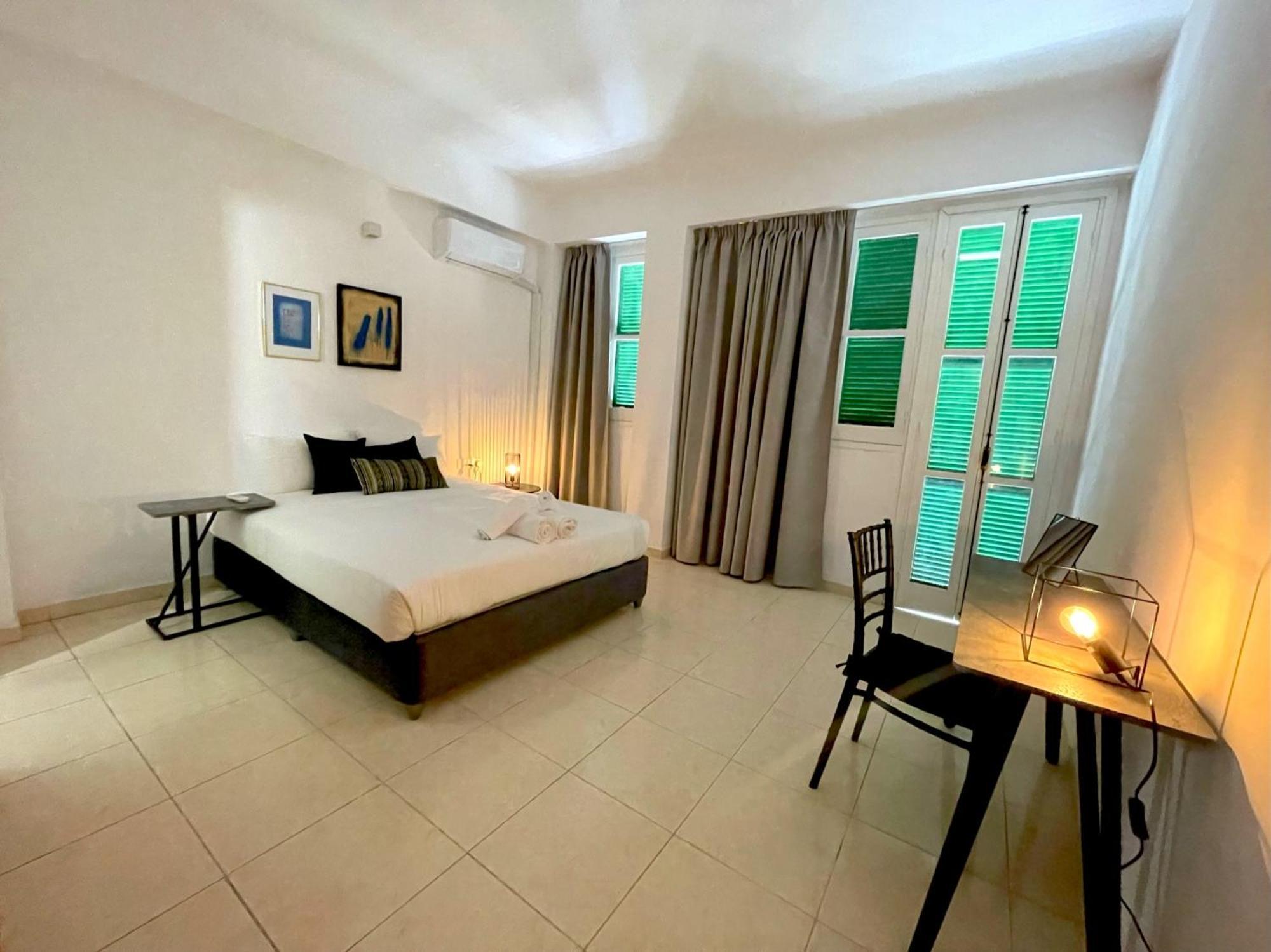 Queen Regina Suites By Platform 357 Nicosia Luaran gambar
